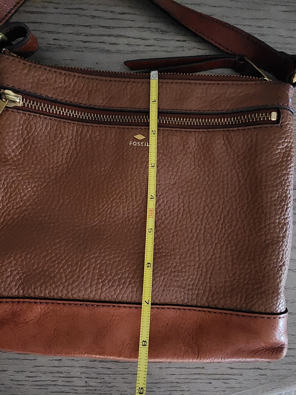 Fossil Two-Tone Chestnut Brown Leather Crossbody with Gold Accents - Picture 9 of 9
